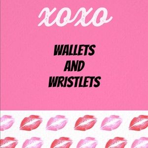 TRENDY AND FUN WALLETS HERE